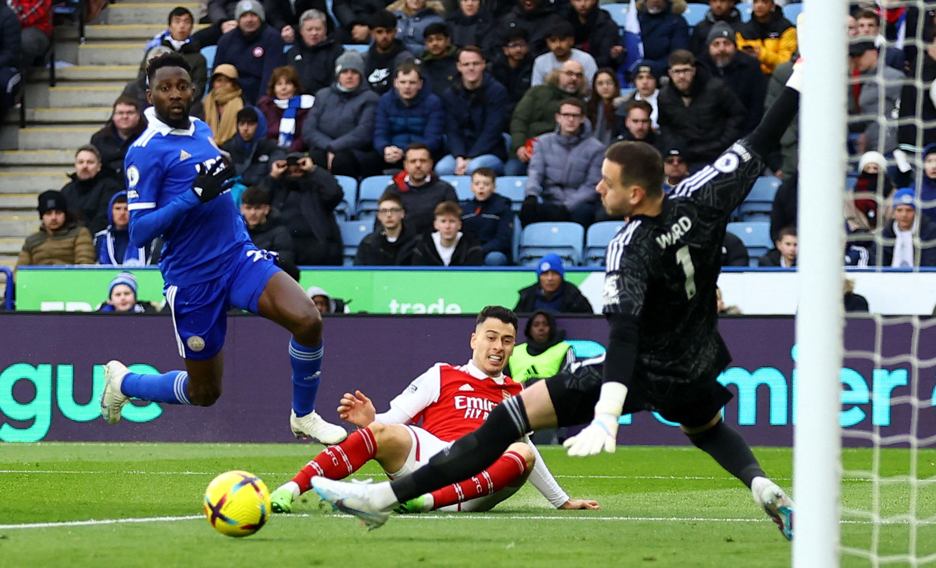 不少人盲目 不少人盲目